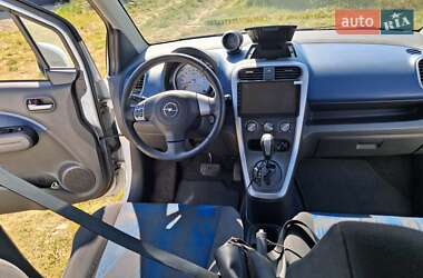 Хэтчбек Opel Agila 2013 в Черновцах
