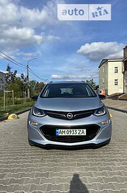 Седан Opel Ampera-e 2018 в Новограді-Волинському