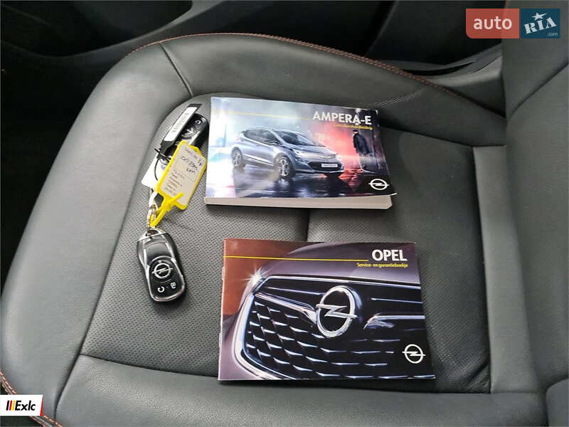 Хэтчбек Opel Ampera-e 2018 в Городке