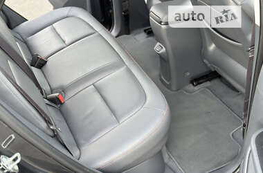 Хэтчбек Opel Ampera-e 2017 в 