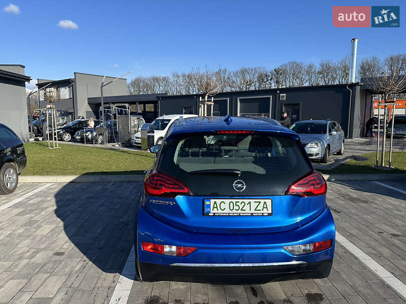 Хэтчбек Opel Ampera-e 2017 в Луцке