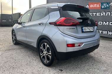 Хетчбек Opel Ampera-e 2018 в 