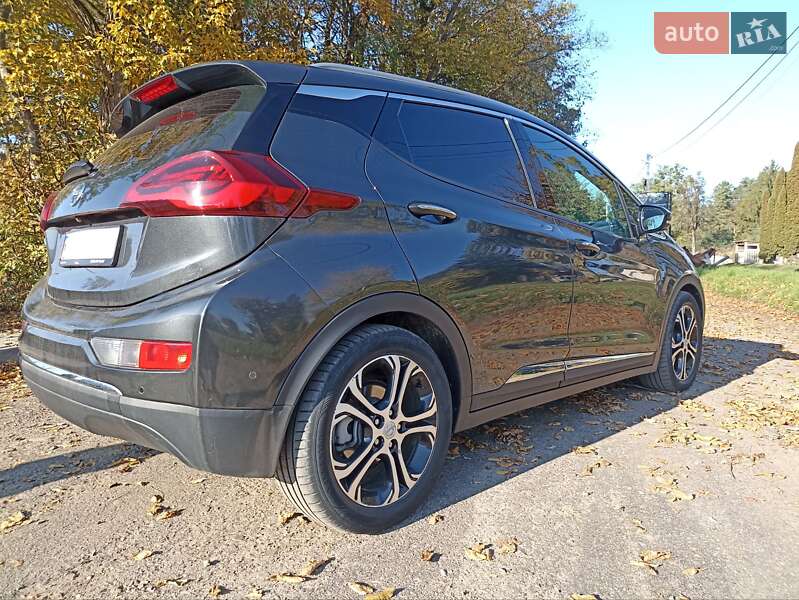 Хетчбек Opel Ampera-e 2017 в Бродах