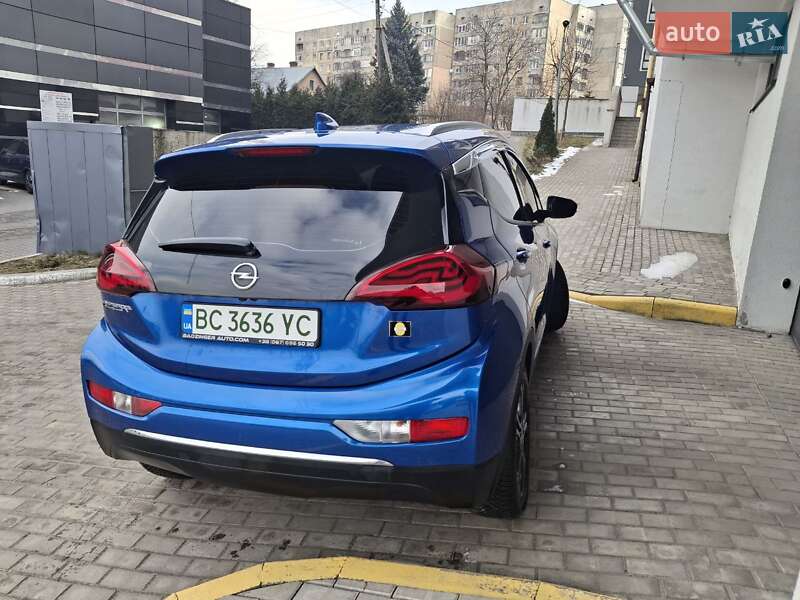 Хэтчбек Opel Ampera-e 2018 в Львове