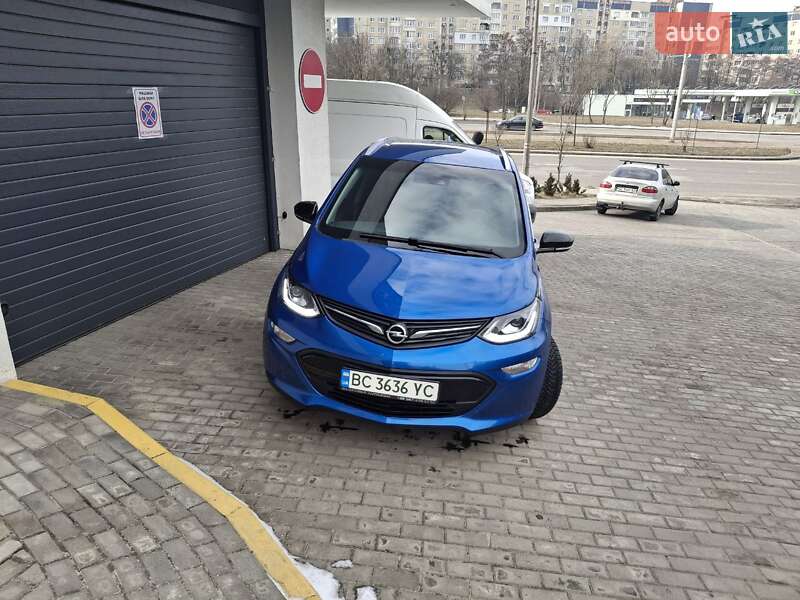 Хэтчбек Opel Ampera-e 2018 в Львове