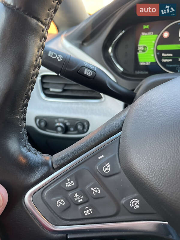 Хэтчбек Opel Ampera-e 2017 в Луцке фото 8 Хэтчбек Opel Ampera-e 2017 в Луцке