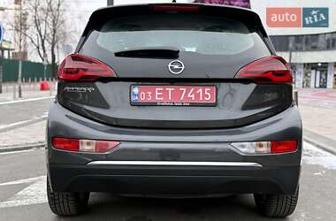 Хэтчбек Opel Ampera-e 2019 в 