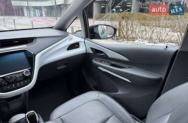 Хэтчбек Opel Ampera-e 2019 в 