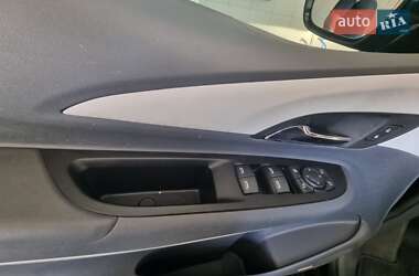 Хэтчбек Opel Ampera-e 2020 в 