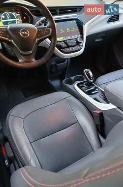 Хэтчбек Opel Ampera-e 2019 в 