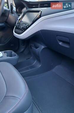 Хэтчбек Opel Ampera-e 2019 в 