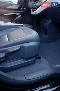 Хэтчбек Opel Ampera-e 2019 в 
