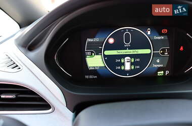 Хетчбек Opel Ampera-e 2019 в 
