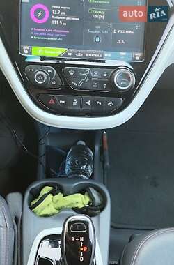 Хэтчбек Opel Ampera-e 2017 в 