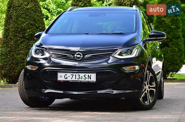 Хэтчбек Opel Ampera-e 2020 в 