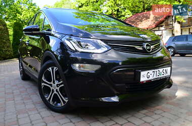 Хэтчбек Opel Ampera-e 2020 в 