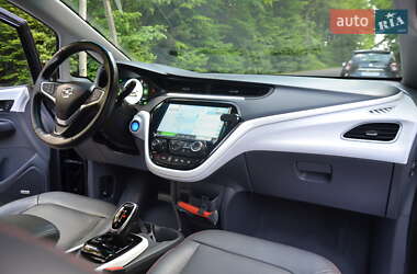 Хэтчбек Opel Ampera-e 2020 в 
