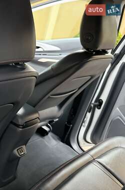 Хетчбек Opel Ampera-e 2020 в 