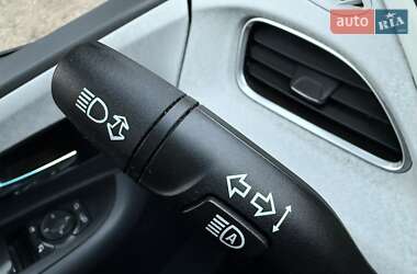 Хетчбек Opel Ampera-e 2020 в 
