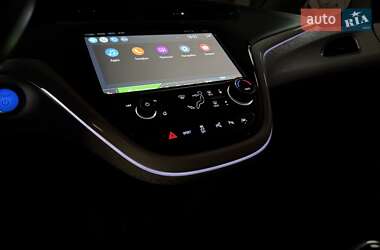 Хетчбек Opel Ampera-e 2020 в 