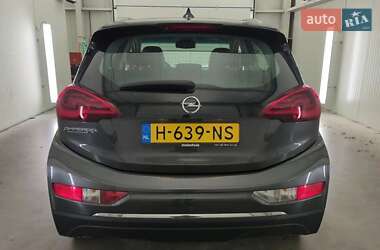 Хетчбек Opel Ampera-e 2020 в 
