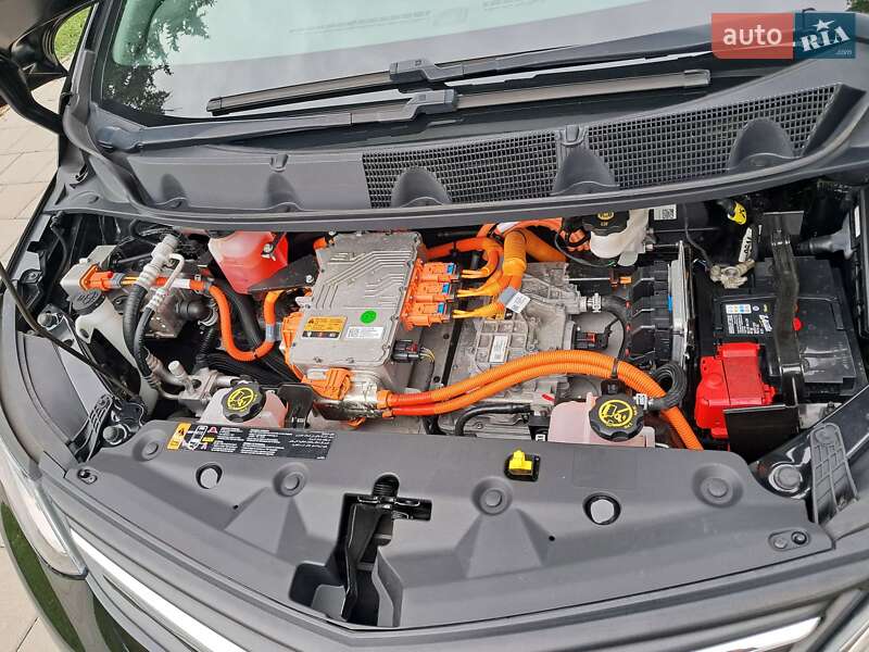 Хэтчбек Opel Ampera-e 2020 в Виннице