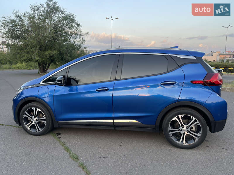 Хэтчбек Opel Ampera-e 2017 в Кривом Роге