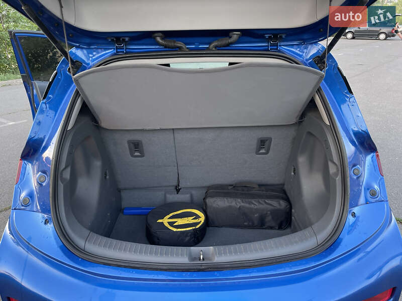 Хэтчбек Opel Ampera-e 2017 в Кривом Роге