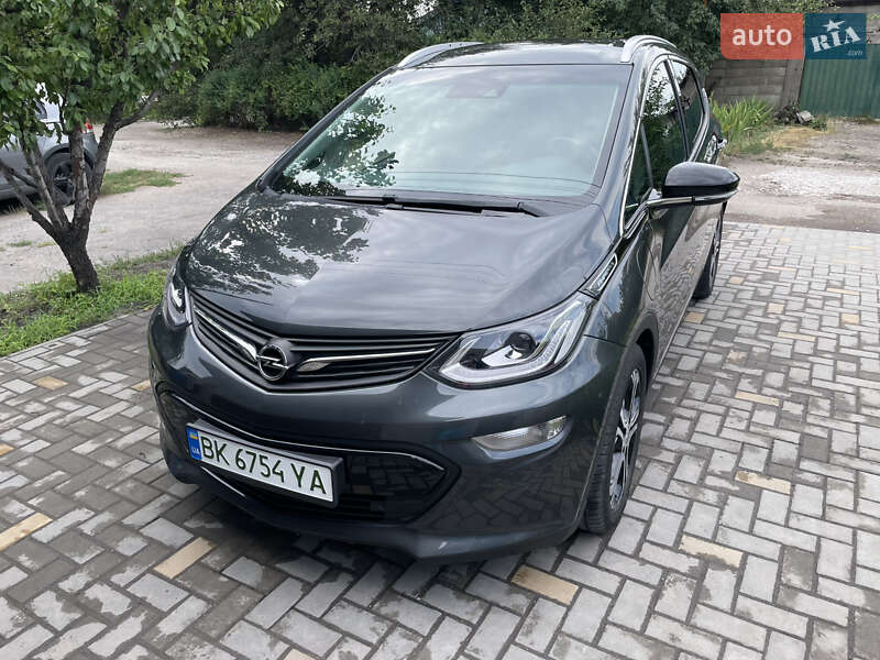 Opel Ampera-e 2020