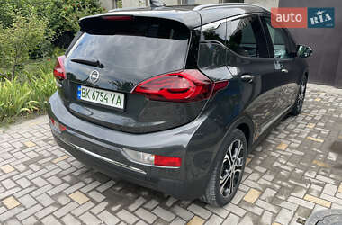 Хэтчбек Opel Ampera-e 2020 в 