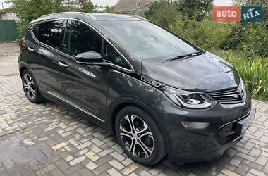 Хэтчбек Opel Ampera-e 2020 в 