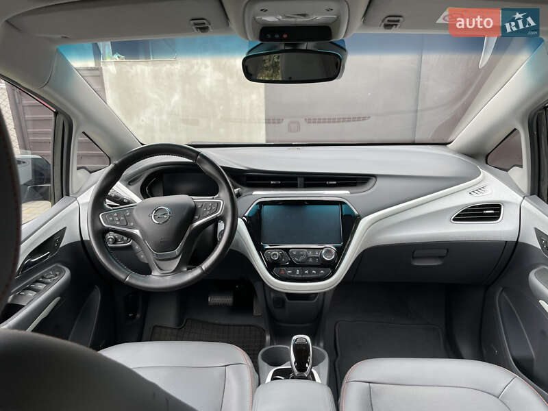 Хетчбек Opel Ampera-e 2020 в Кам'янському