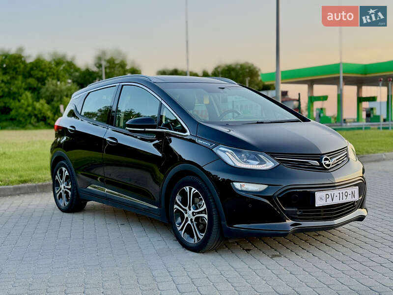 Хэтчбек Opel Ampera-e 2017 в Радивилове