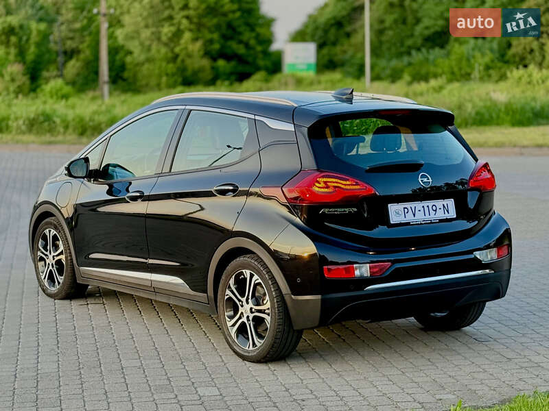 Хэтчбек Opel Ampera-e 2017 в Радивилове