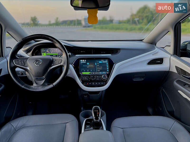Хэтчбек Opel Ampera-e 2017 в Радивилове