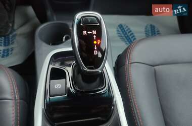 Хэтчбек Opel Ampera-e 2018 в 