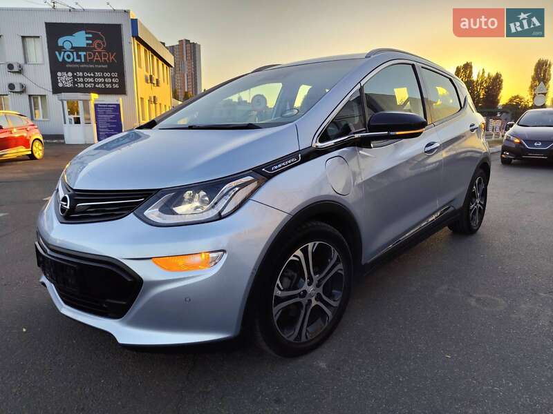 Хэтчбек Opel Ampera-e 2017 в Киеве Хэтчбек Opel Ampera-e 2017 в Киеве