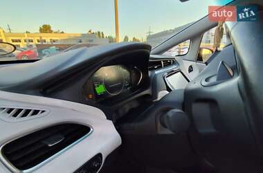 Хэтчбек Opel Ampera-e 2017 в 