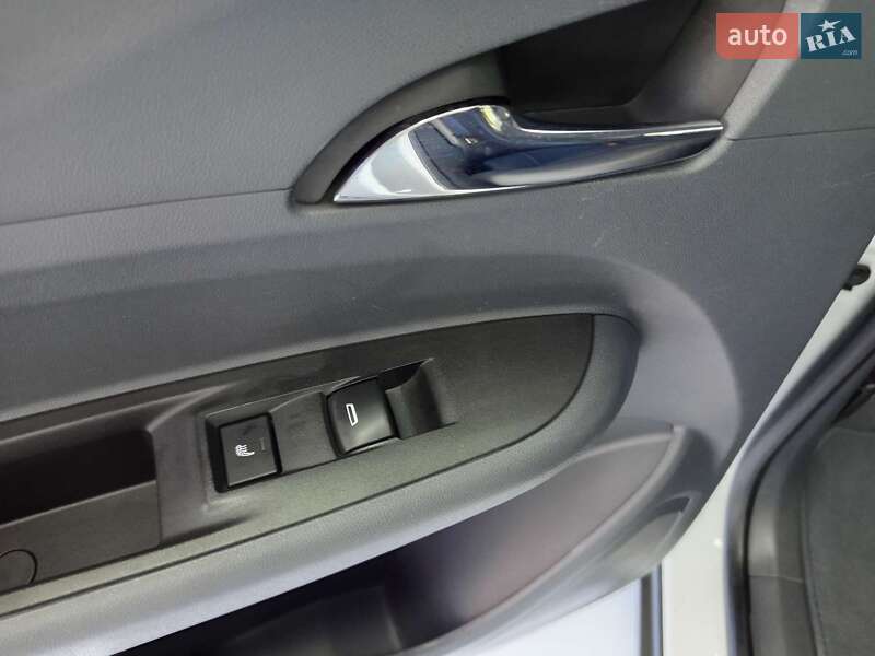 Хетчбек Opel Ampera-e 2019 в Одесі фото 22 Хетчбек Opel Ampera-e 2019 в Одесі