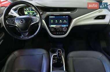 Хэтчбек Opel Ampera-e 2019 в 