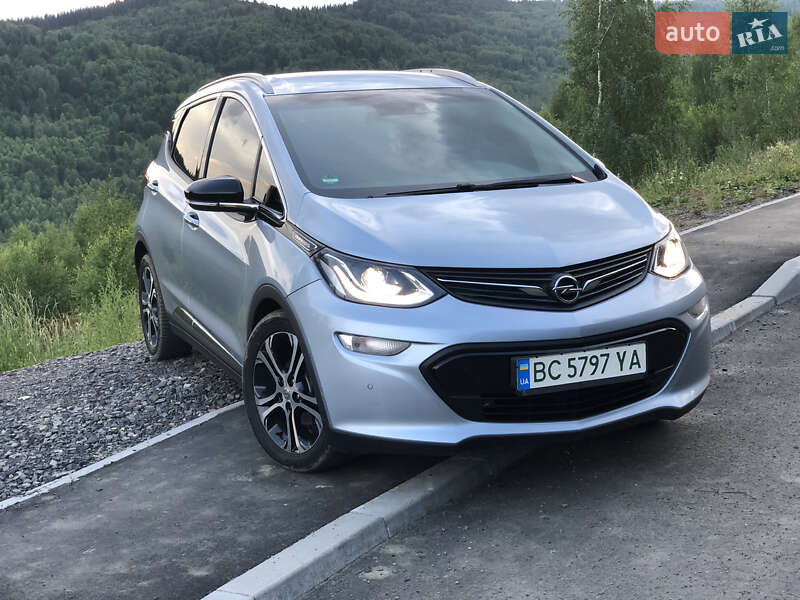 Хэтчбек Opel Ampera-e 2018 в Дрогобыче