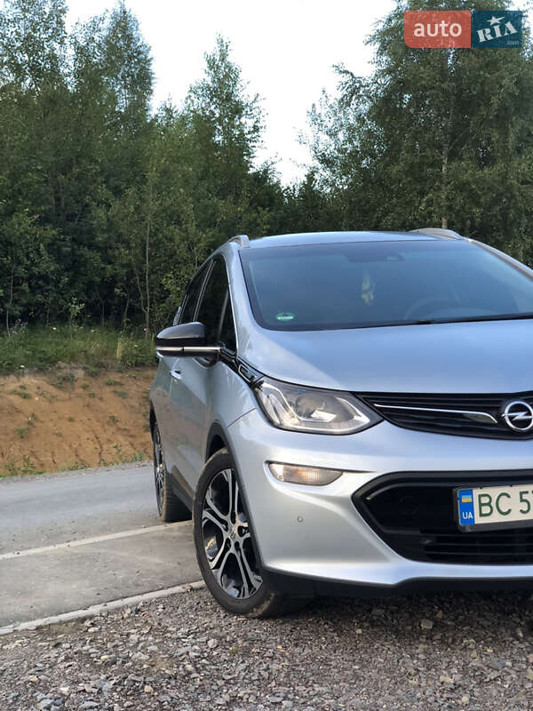 Хэтчбек Opel Ampera-e 2018 в Дрогобыче