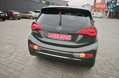 Хэтчбек Opel Ampera-e 2017 в 