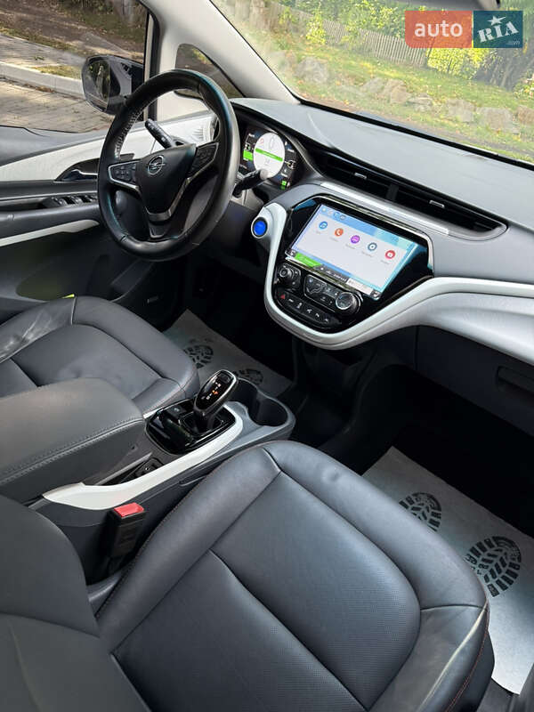 Хэтчбек Opel Ampera-e 2017 в Дрогобыче
