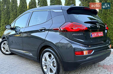Хэтчбек Opel Ampera-e 2020 в 