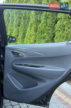 Хэтчбек Opel Ampera-e 2020 в 