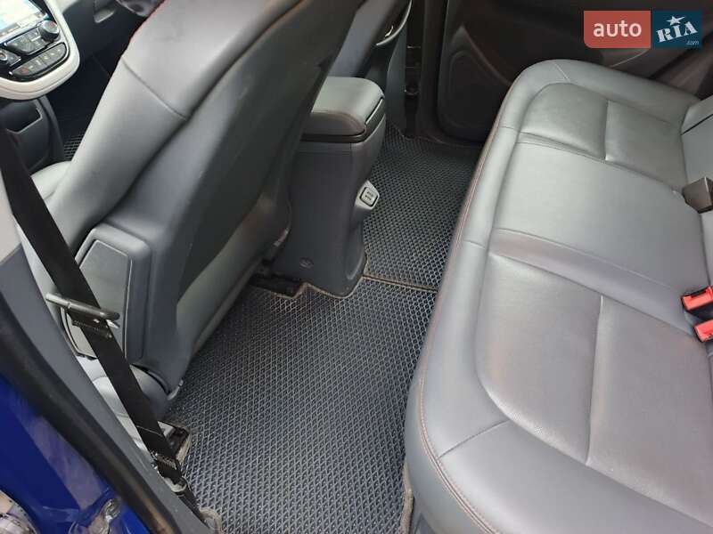 Хэтчбек Opel Ampera-e 2018 в Броварах