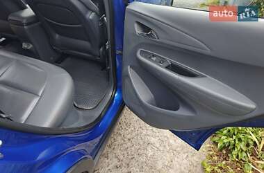 Хетчбек Opel Ampera-e 2018 в  фото 15 Хетчбек Opel Ampera-e 2018 в