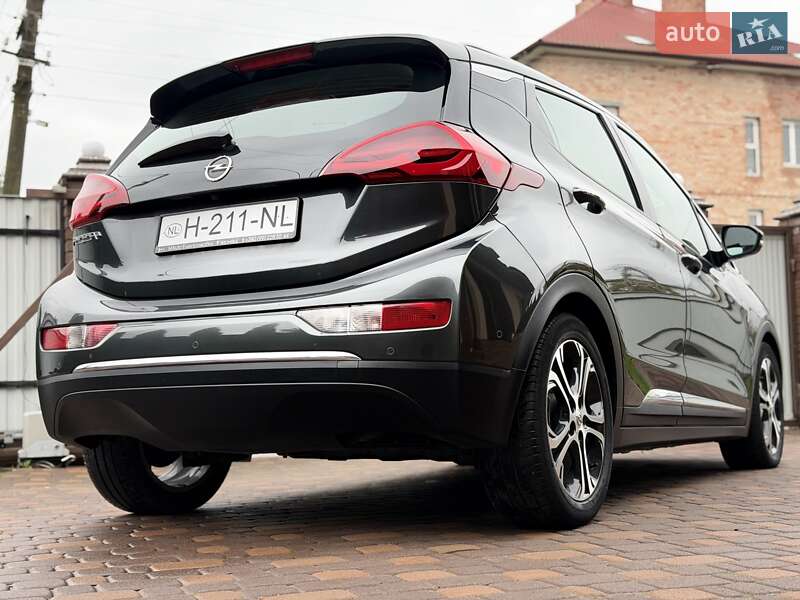Хэтчбек Opel Ampera-e 2020 в Черновцах