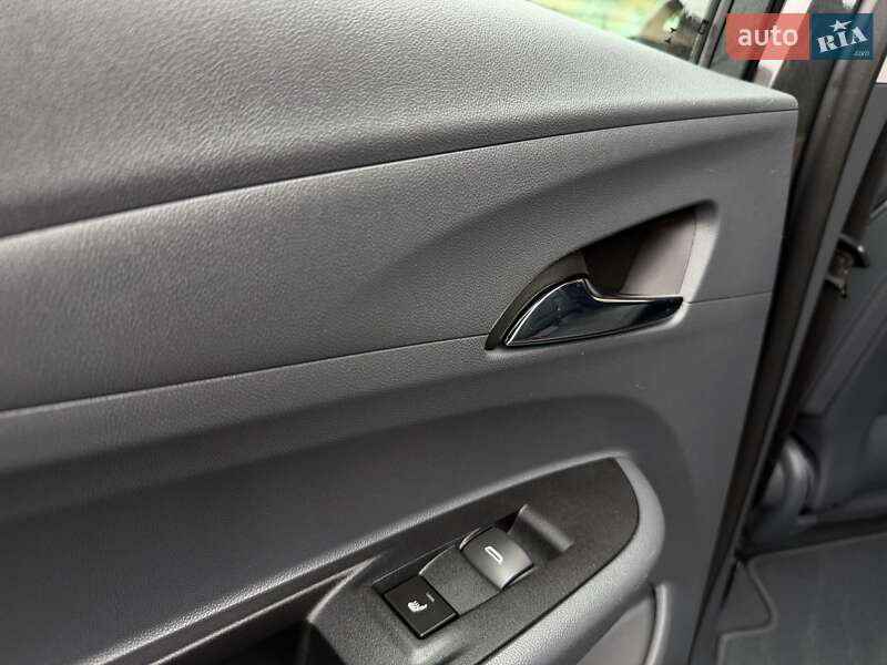 Хэтчбек Opel Ampera-e 2020 в Черновцах